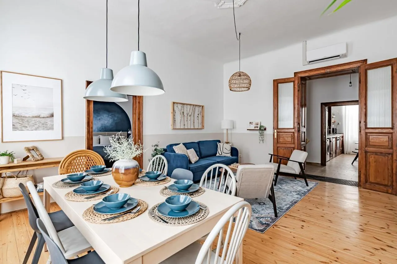 Blue Peace Downtown Apartment Budapest